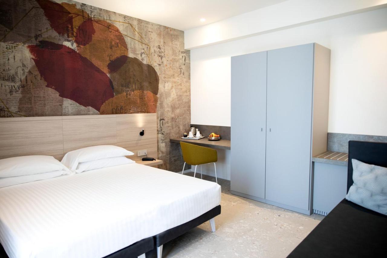 Hotel Cristallo Senigallia Extérieur photo