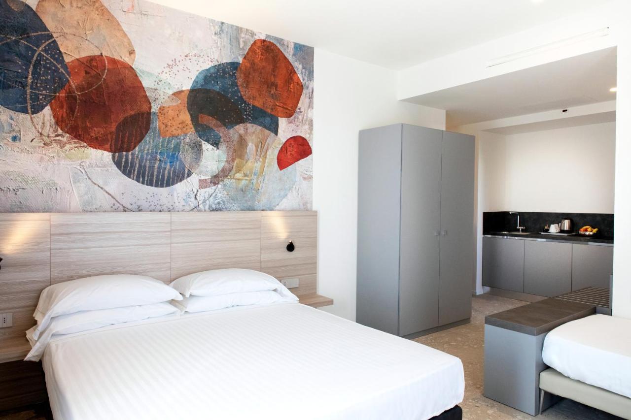 Hotel Cristallo Senigallia Extérieur photo