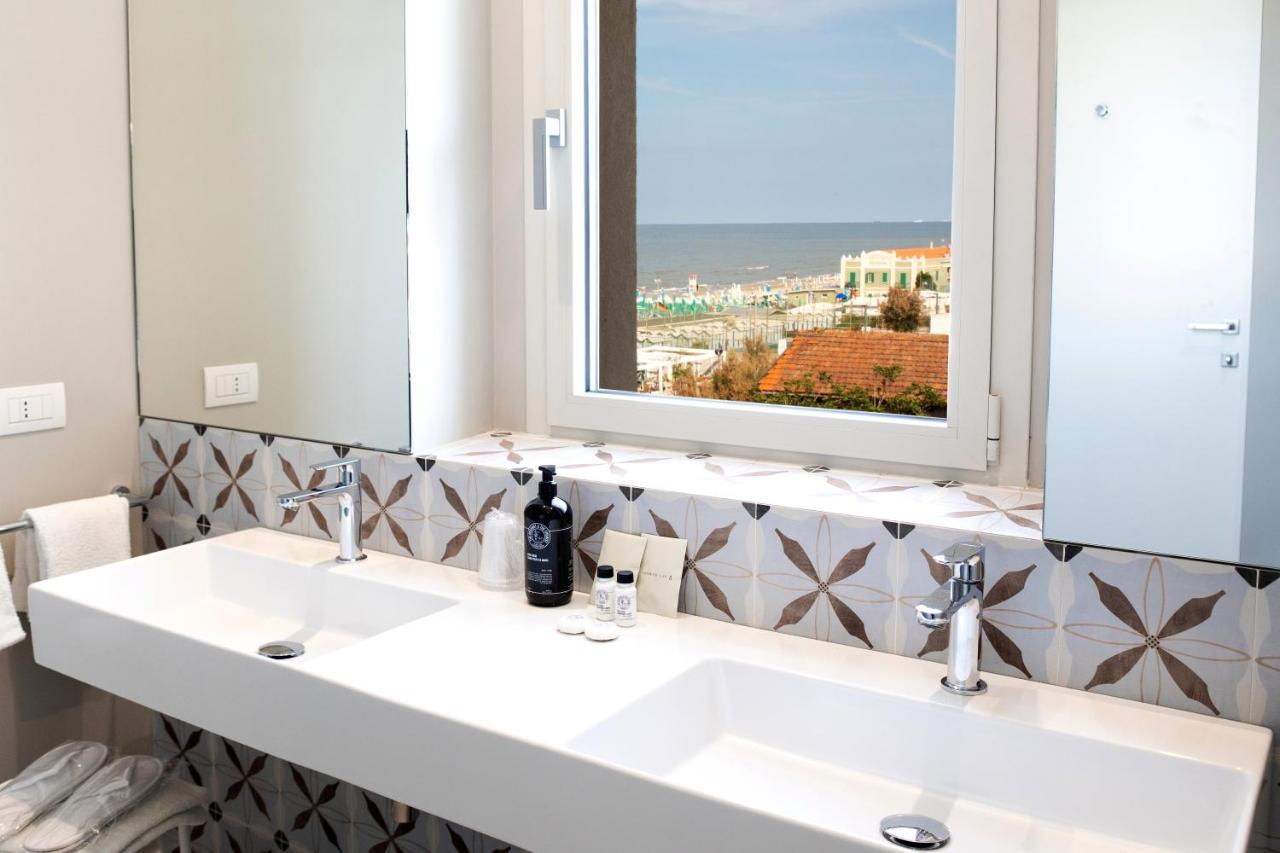 Hotel Cristallo Senigallia Extérieur photo