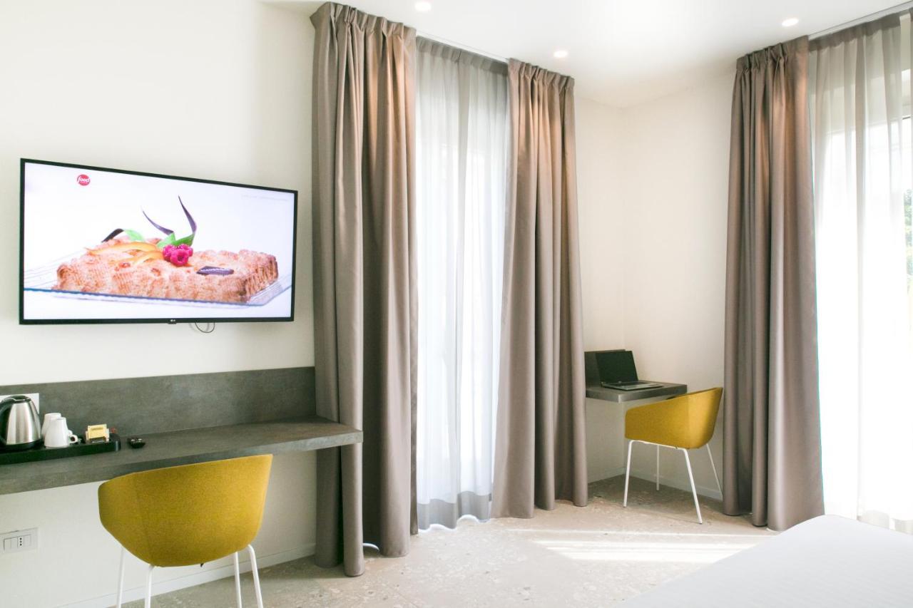 Hotel Cristallo Senigallia Extérieur photo