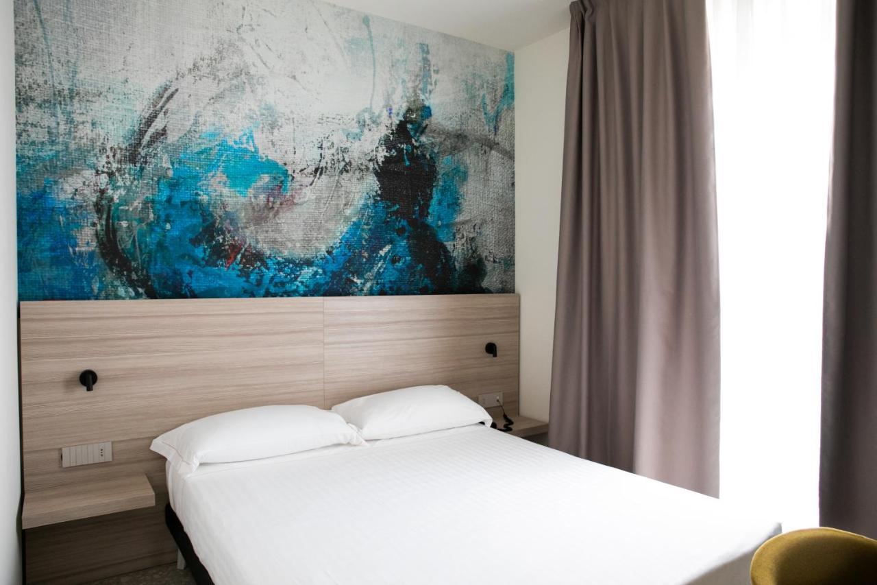 Hotel Cristallo Senigallia Extérieur photo