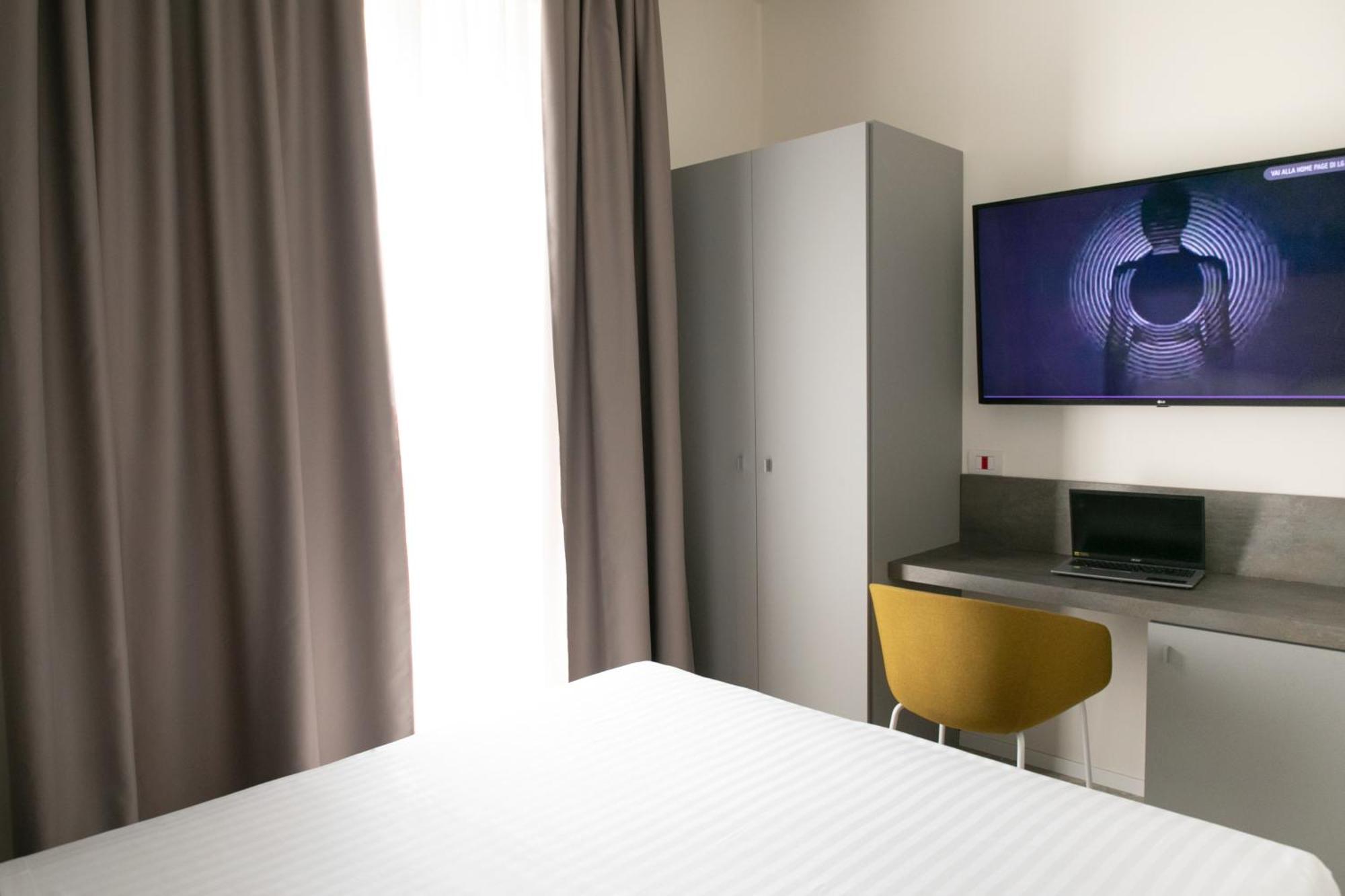 Hotel Cristallo Senigallia Extérieur photo