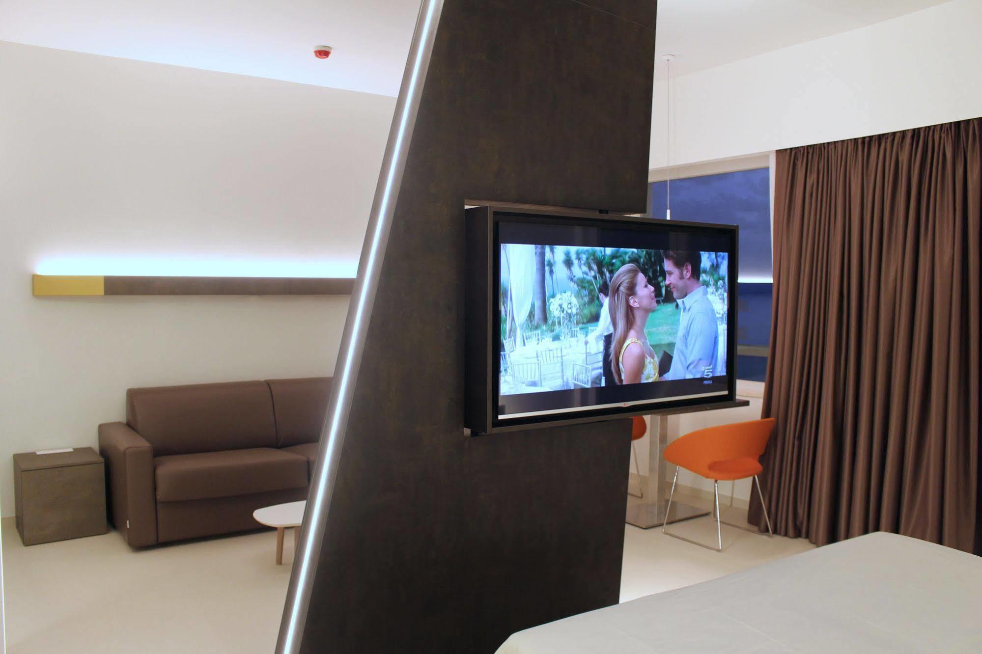 Hotel Cristallo Senigallia Extérieur photo